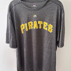 Majestic Cool Base men's 2XL MLB Pirates Gray T-Shirt